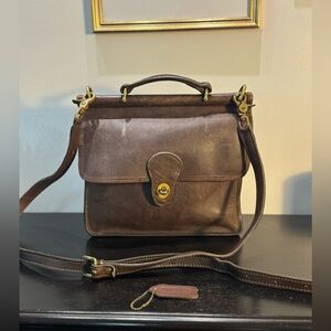 Vintage Coach Willis 9927